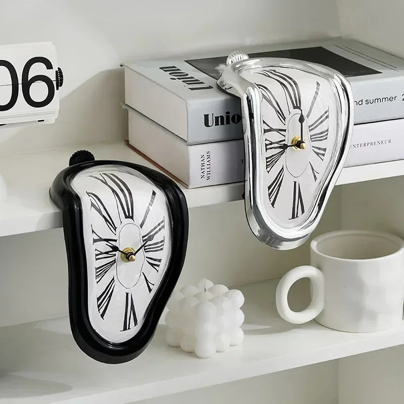 Melting Clocks Decoration